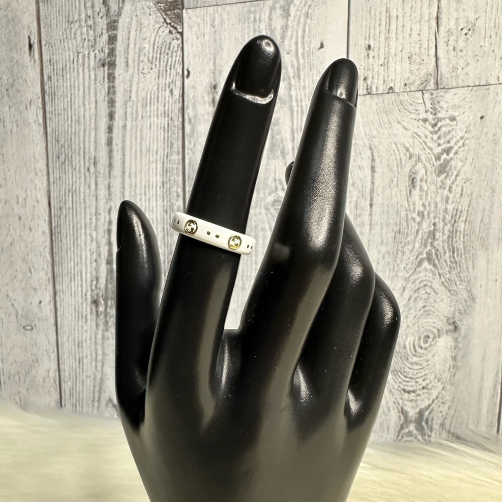 GUCCI icon 18k ring ceramic